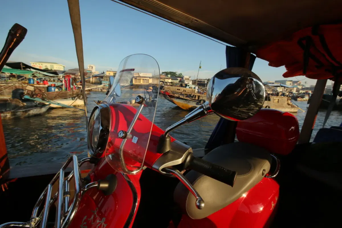 Planet Explorer 7 in Vietnam. Day 5, Can Toh (16)