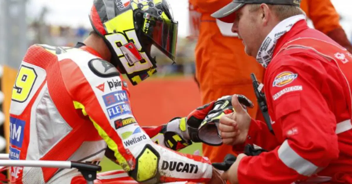 MotoGP Aragon. Iannone: "Non ho forza, non corro"