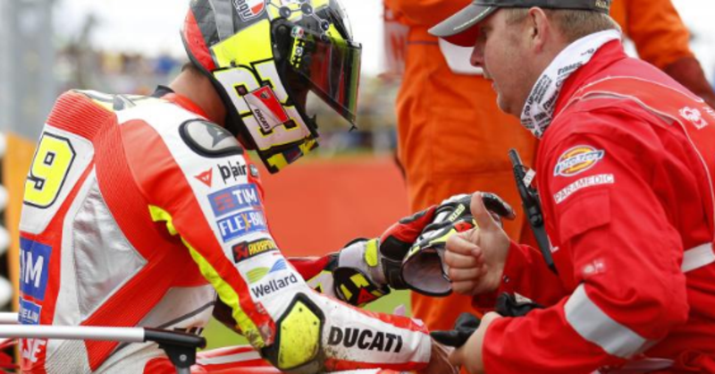 MotoGP Aragon. Iannone: &quot;Non ho forza, non corro&quot;