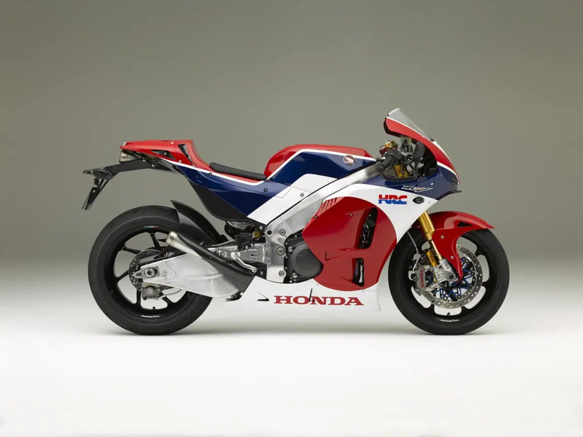 Honda RC213V-S, svelati i dati tecnici e il prezzo (9)