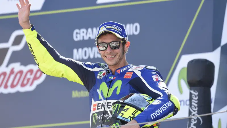 MotoGP Aragon. Rossi: "Lorenzo mi sorprende se va piano"