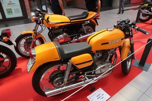 Modena Motor Gallery. Moto, auto e tanto pubblico (8)