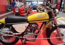 Modena Motor Gallery. Moto, auto e tanto pubblico