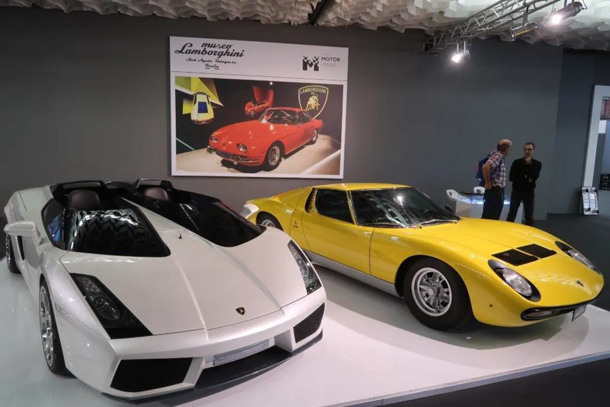 Modena Motor Gallery. Moto, auto e tanto pubblico (48)