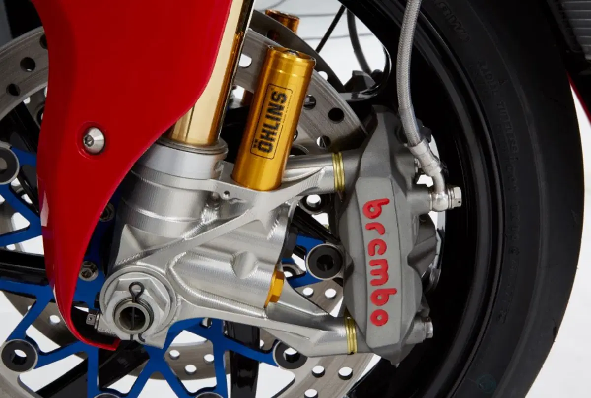 Honda RC213V-S, svelati i dati tecnici e il prezzo (15)