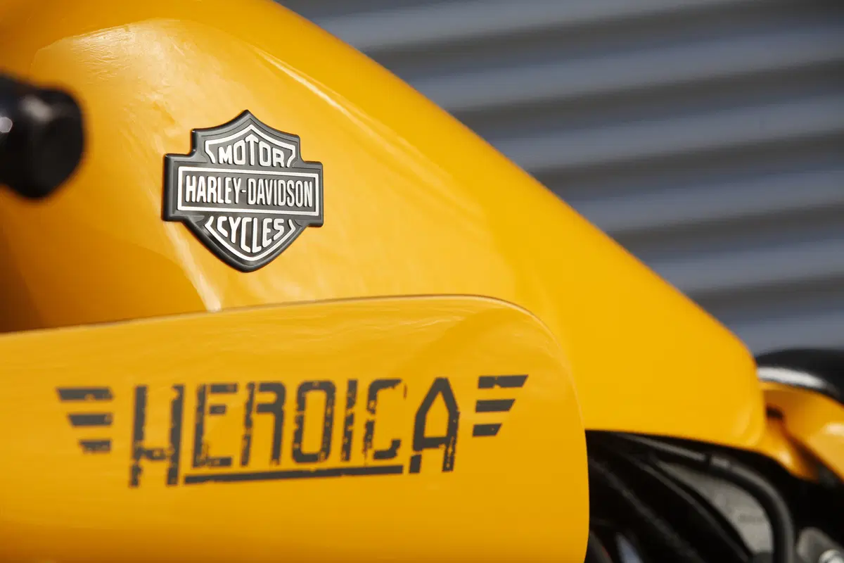 Le strane di Moto.it: Harley-Davidson 883 Iron Heroica (9)