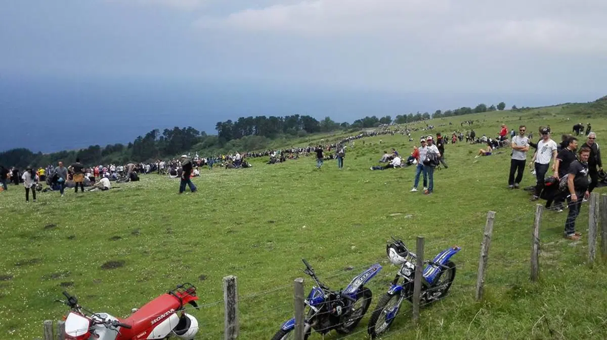 Wheels and waves: le foto delle moto e del pubblico (13)