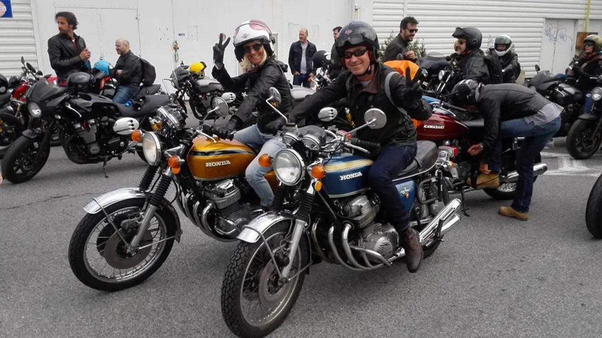 Wheels and waves: le foto delle moto e del pubblico (28)