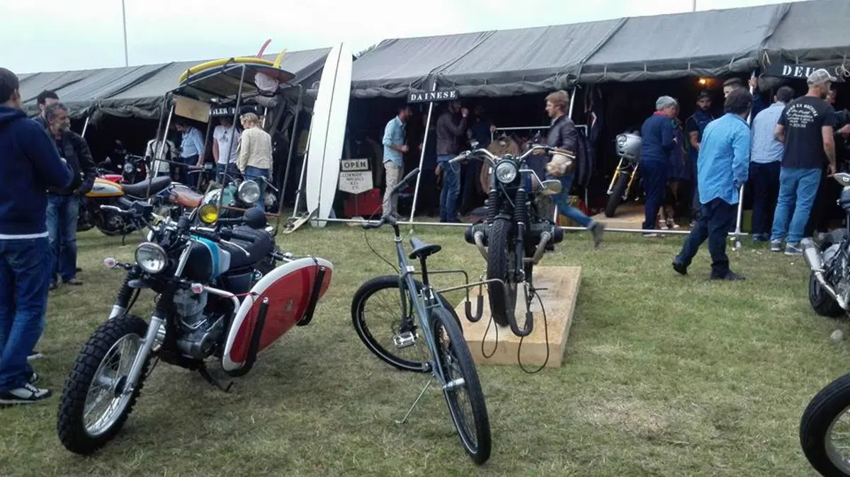 Wheels and waves: le foto delle moto e del pubblico (2)
