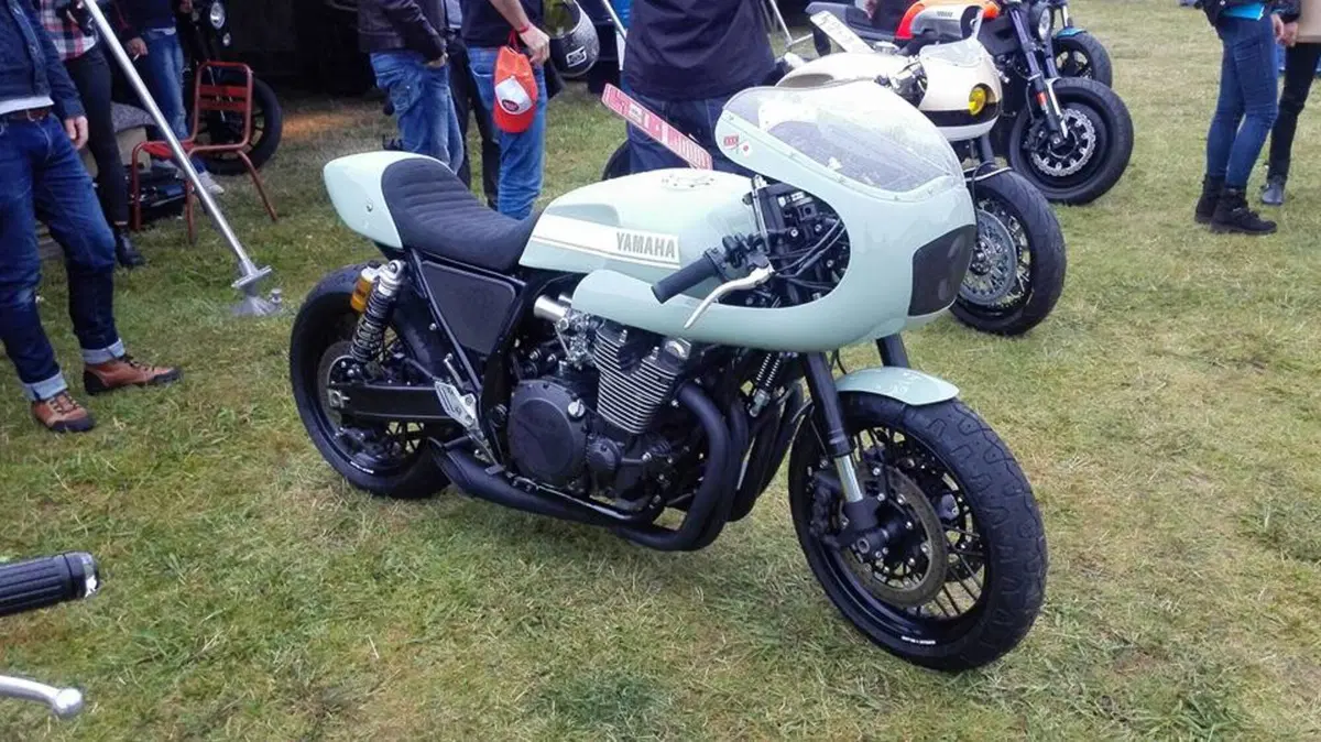 Wheels and waves: le foto delle moto e del pubblico
