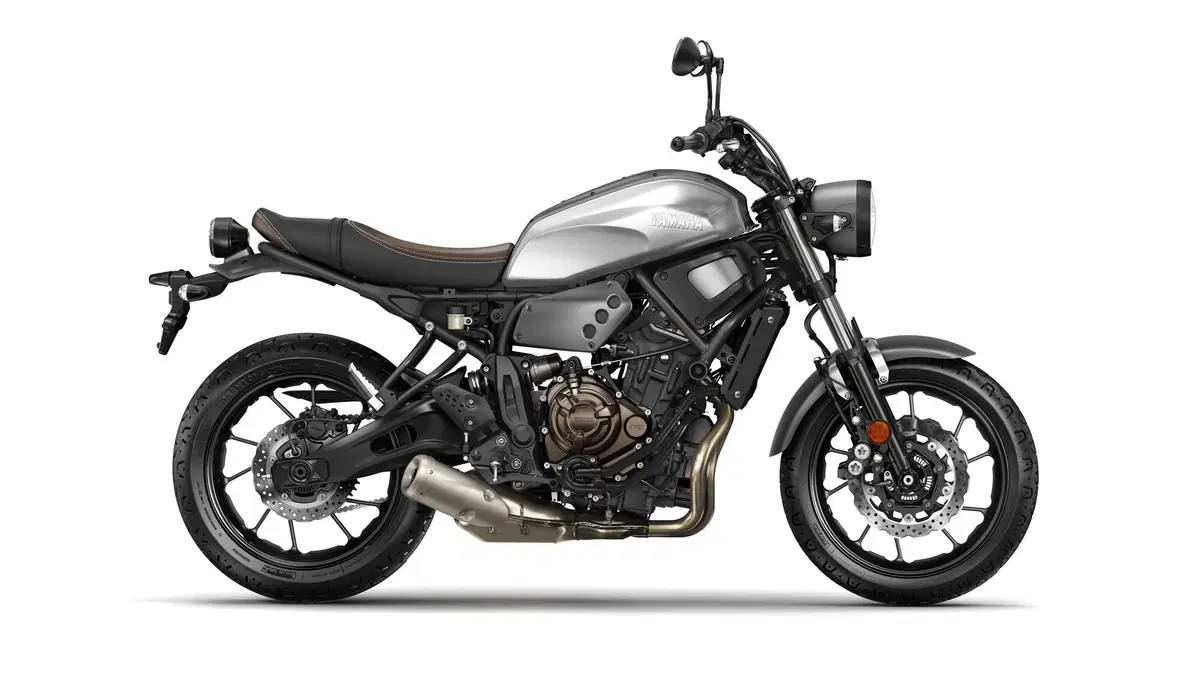 Yamaha: nuove colorazioni 2017 (38)