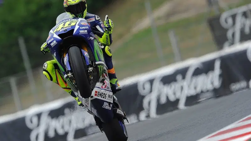 MotoGP 2015, Catalunya. Rossi: "Veloce e consistente: si pu&ograve; fare bene"