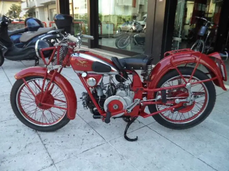 Moto Guzzi 250 P.E.