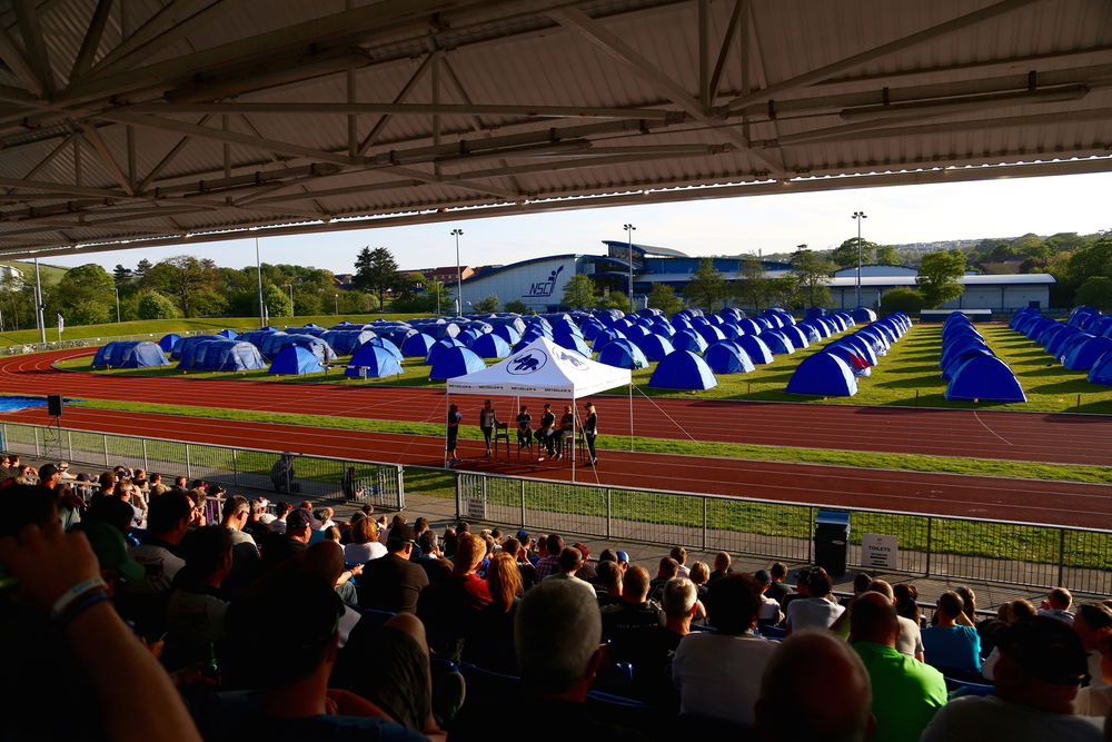 Una vista del Metzeler Village durante la Riders Night