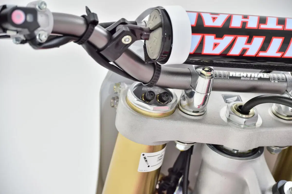 Honda CRF 450R CRF 450RF (2016) (5)