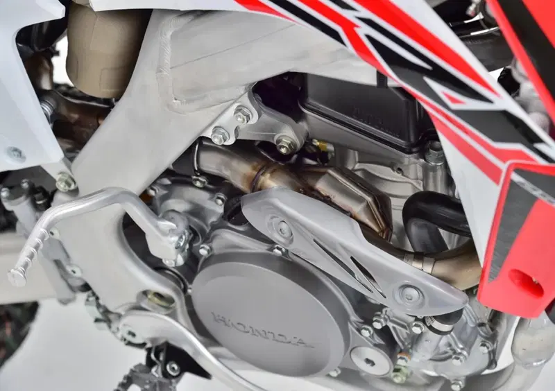 Honda CRF 450R CRF 450RF (2016) (7)