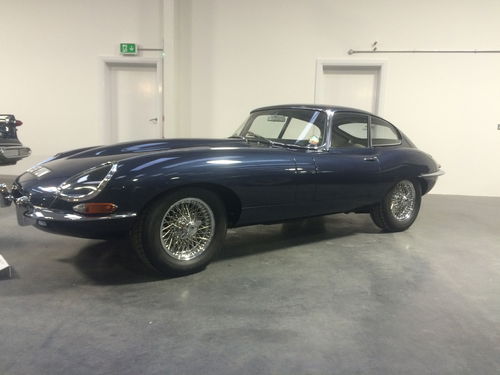 Jaguar E-Type. C'è bisogno di dire altro?