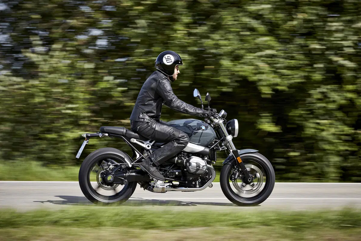 BMW R nineT Pure 2017 a Intermot, foto e dati EMBARGO