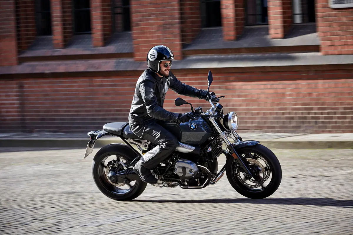 BMW R nineT Pure 2017 a Intermot, foto e dati EMBARGO (5)