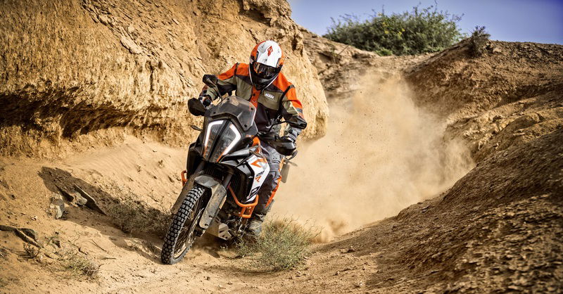 KTM 1290 Super Adventure R 2017: l&#039;offroad con 160 cv