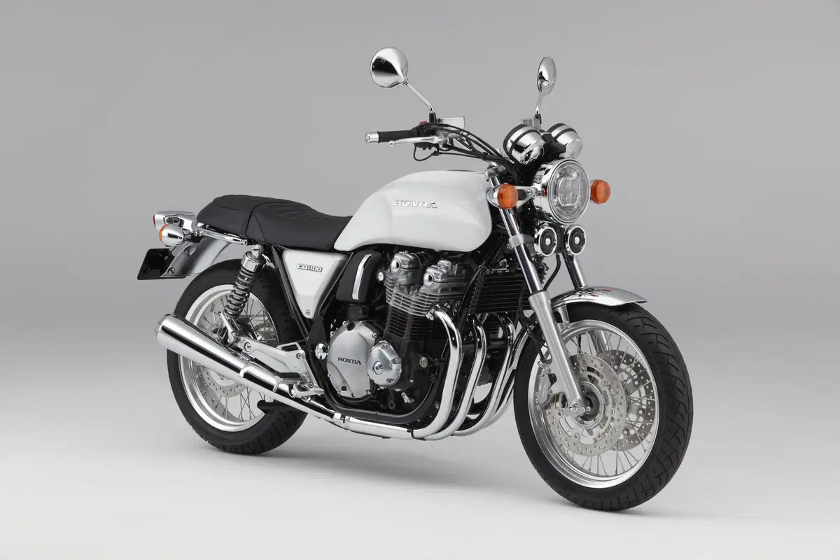 Honda CB1100EX 2017 a Intermot: foto e caratteristiche (3)