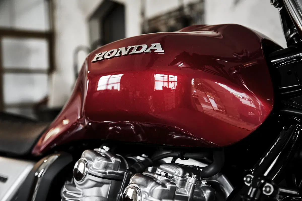 Honda CB1100EX 2017 a Intermot: foto e caratteristiche (11)