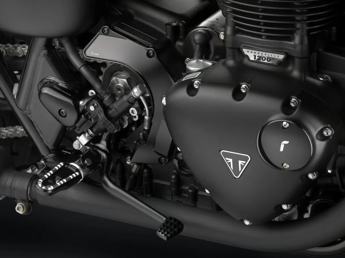 Accessori Rizoma per le classiche Triumph (17)