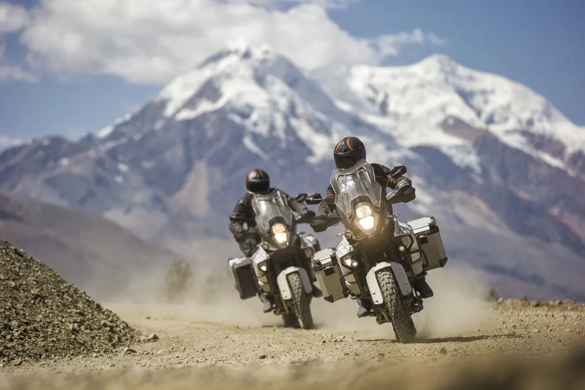 KTM 1290 Super Adventure T 2017: arriva la versione turistica EMBARGO (2)