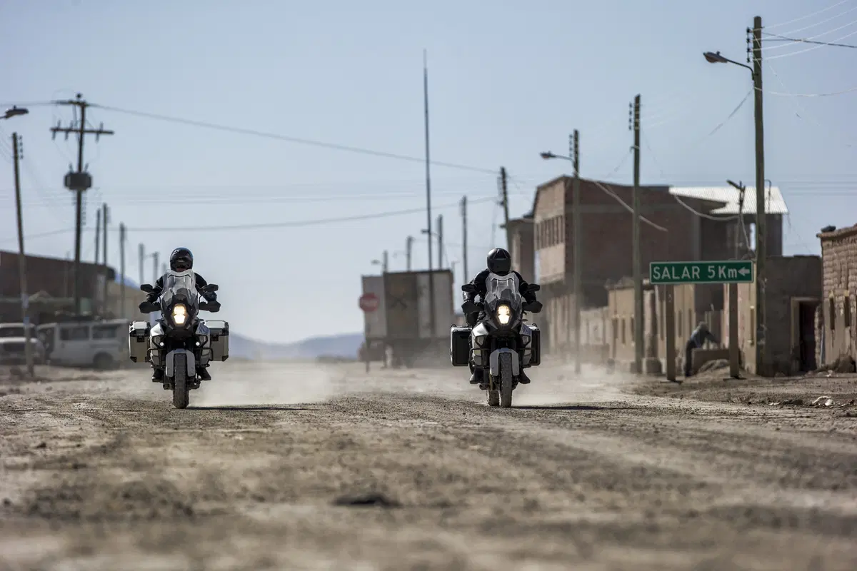 KTM 1290 Super Adventure T 2017: arriva la versione turistica EMBARGO (3)