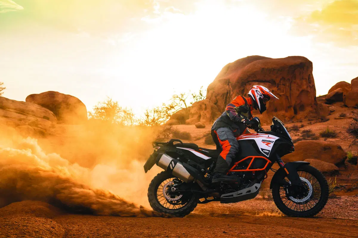 KTM 1290 Super Adventure R 2017: l'offroad con 160 cv