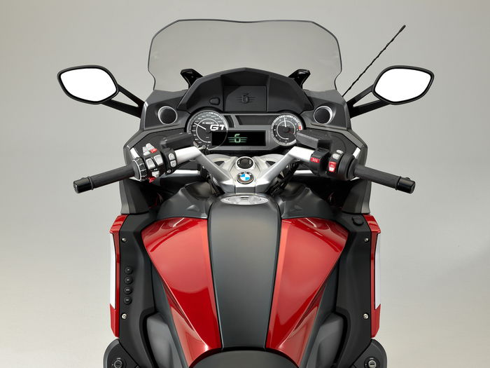 Il ponte di comando della BMW K1600GT