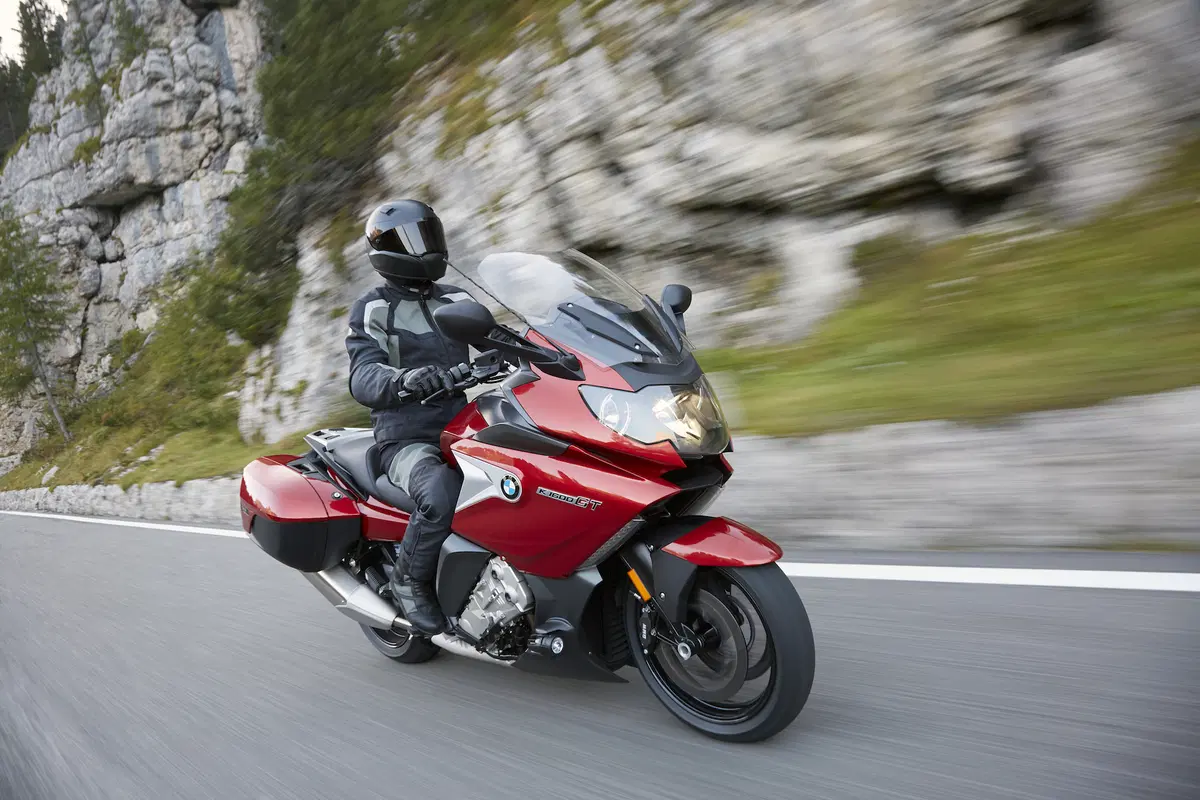 BMW K1600GT 2017 ad Intermot 2016: foto e dati (7)