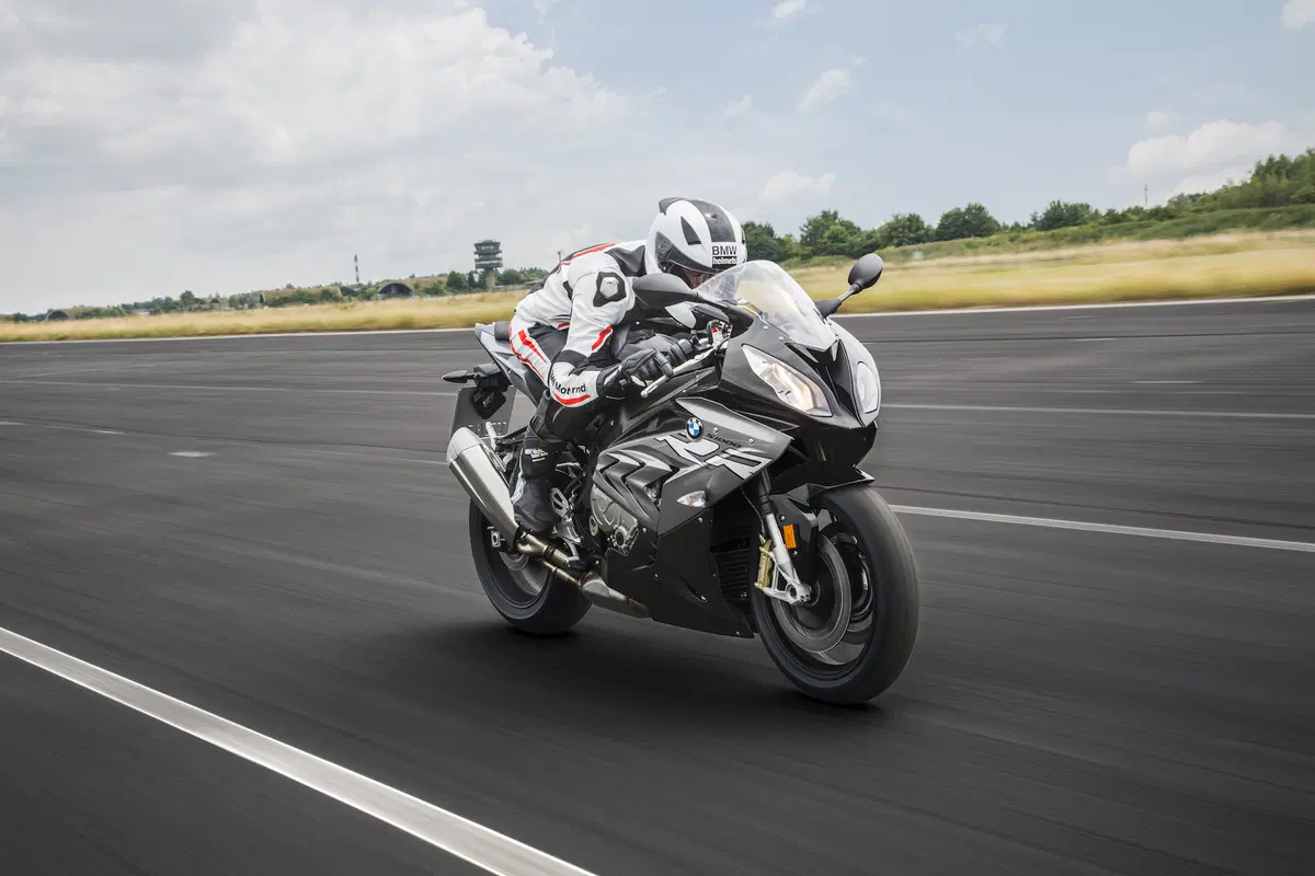 BMW S1000RR 2017 ad Intermot 2016: foto e dati (6)