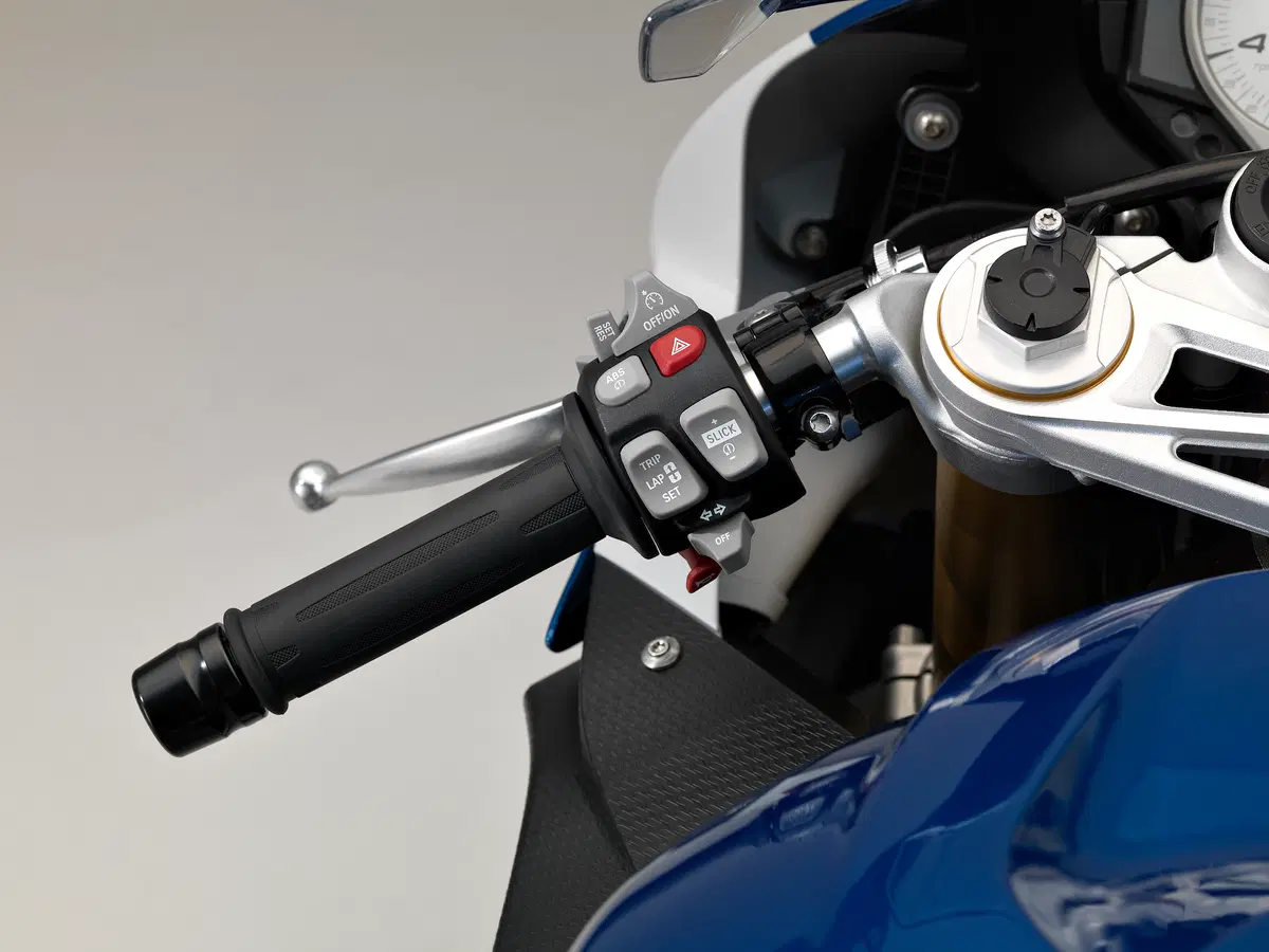 BMW S1000RR 2017 ad Intermot 2016: foto e dati (13)