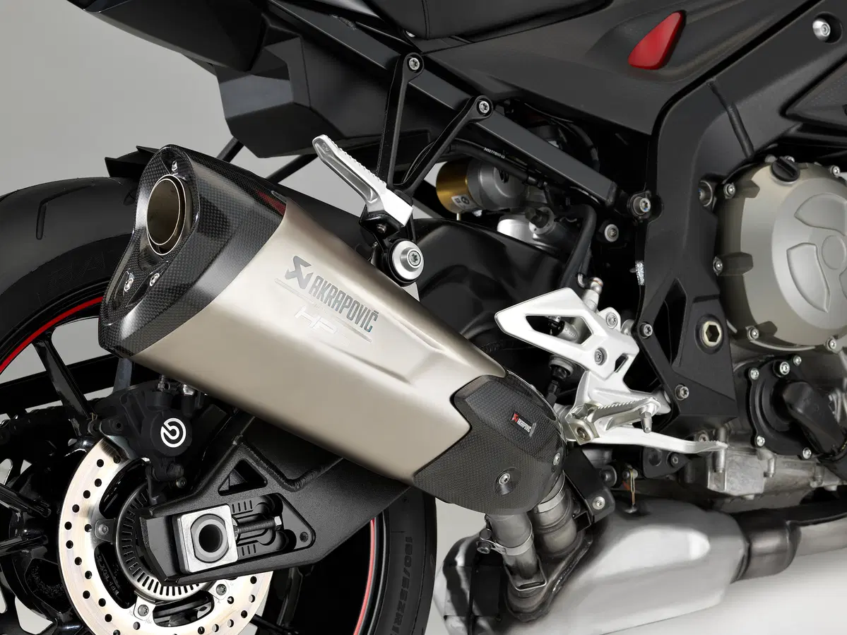BMW S1000R 2017 ad Intermot 2016: foto e dati (14)
