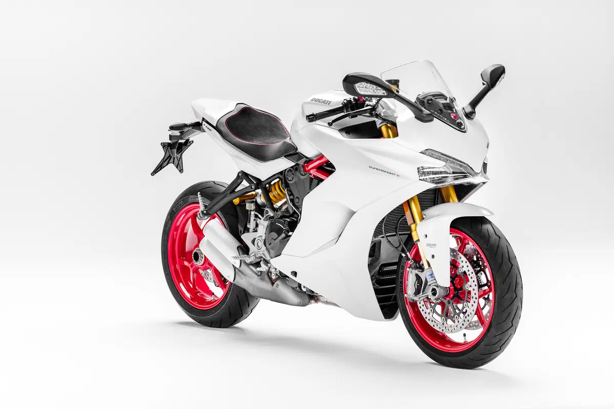 Ducati 939 SuperSport 2017 ad Intermot 2016: foto e dati (5)