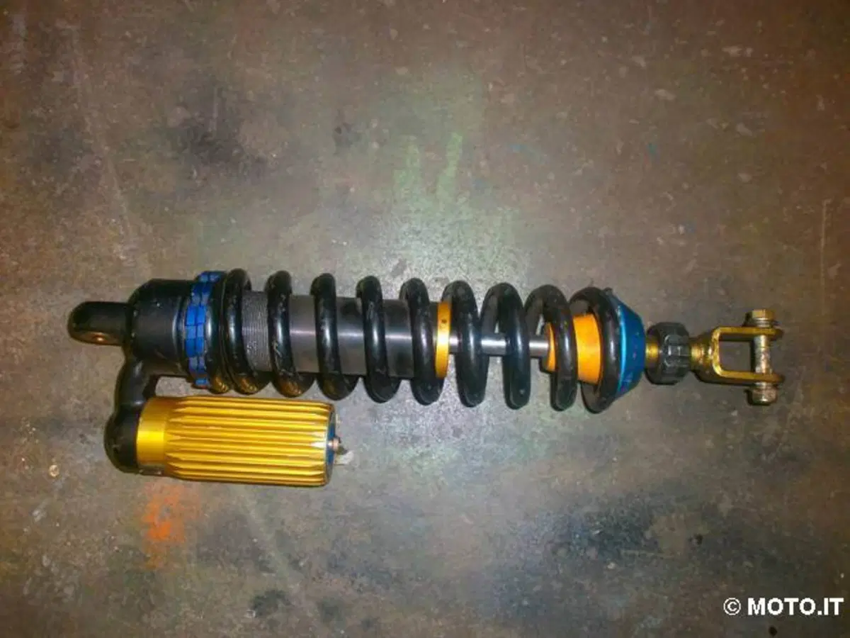 ammortizzatore Husaberg (2)