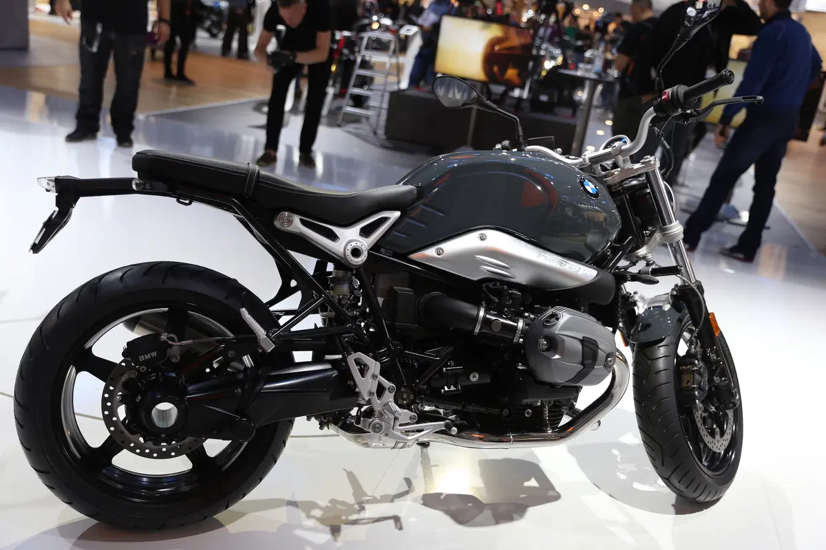 BMW R nineT Pure 2017 a Intermot, foto e dati EMBARGO (2)