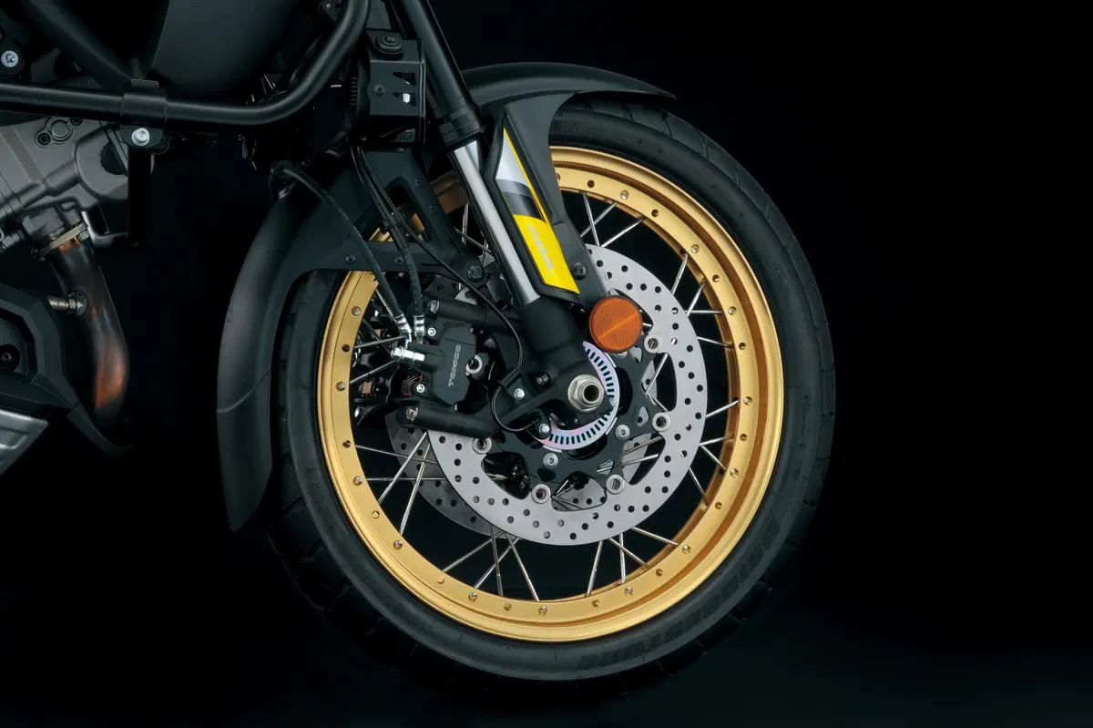 Suzuki V-Strom 1000 2017 a Intermot: foto e dati (14)