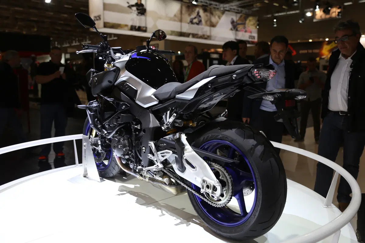 Yamaha MT-10SP  2017 a Intermot 2016: foto e dati