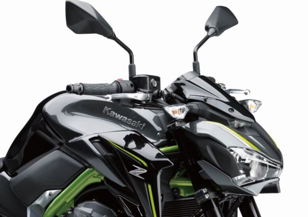 Kawasaki Z 900 (2017 - 18) (4)