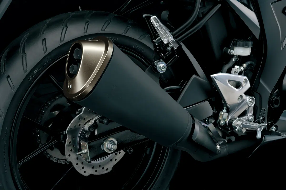 Suzuki GSX-R 125 2017 (21)