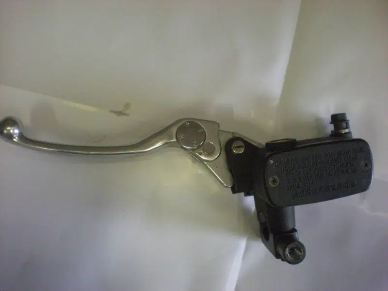 POMPA FRENO POSTERIORE Kymco (2)