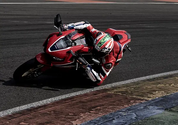 Nicky Hayden: “Le sportive di serie mai così vicine ai prototipi”