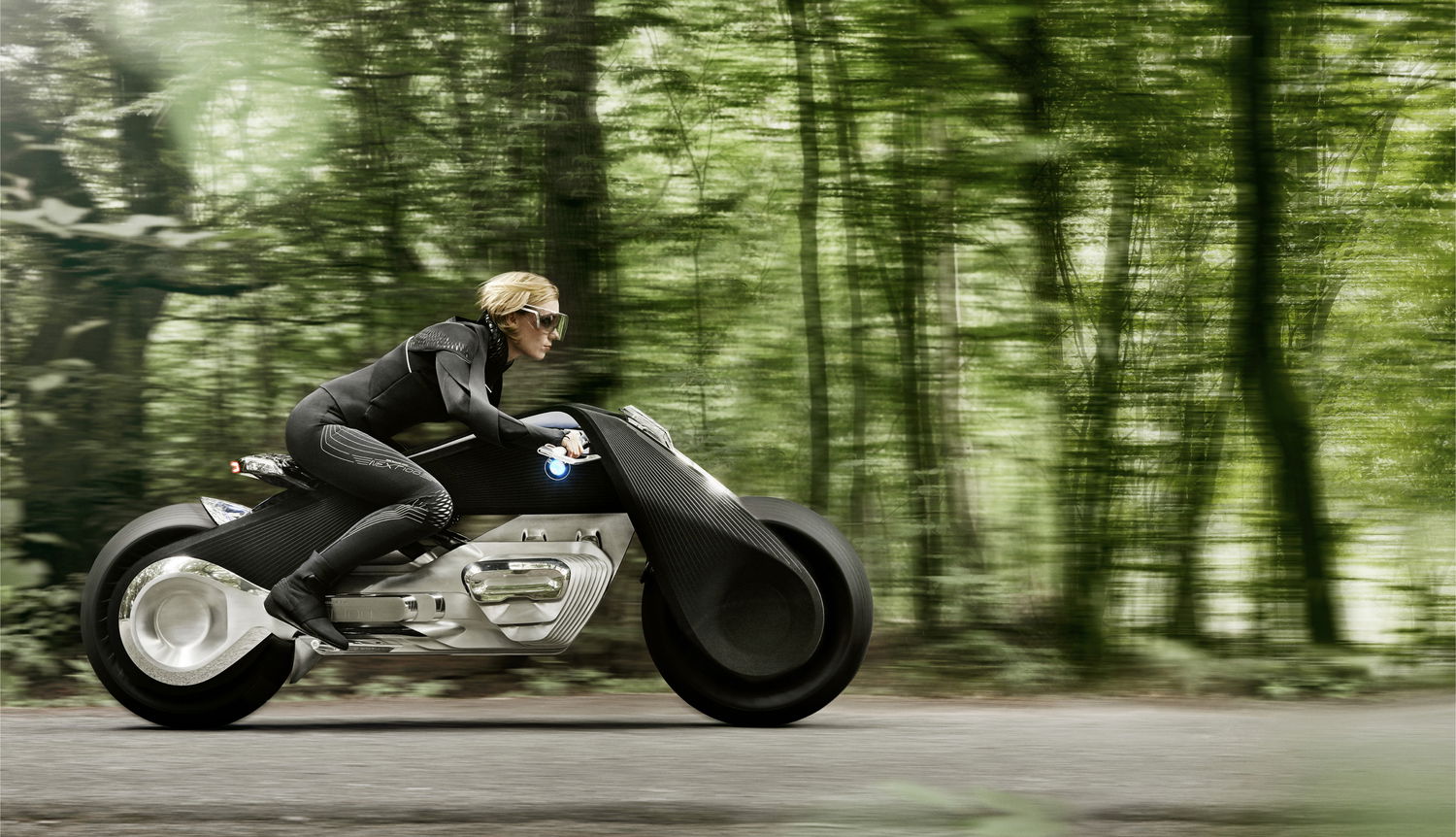 BMW Motorrad VISION NEXT 100: il futuro è arrivato