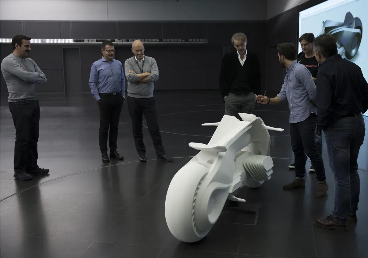 BMW Motorrad VISION NEXT 100: il futuro è arrivato (13)