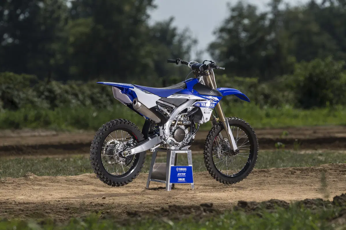 Yamaha YZ cross 2017 (18)
