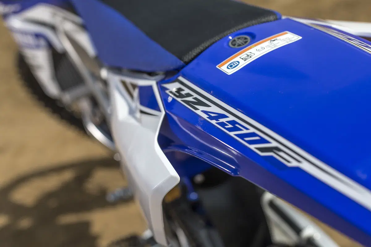 Yamaha YZ cross 2017 (23)