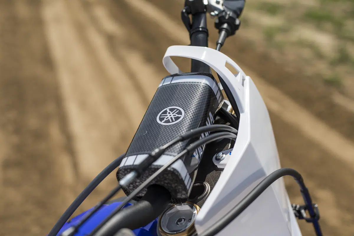 Yamaha YZ cross 2017 (27)