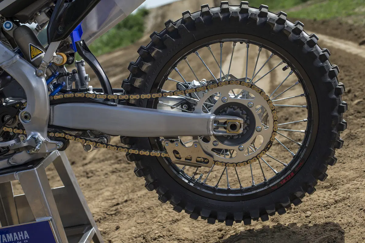 Yamaha YZ cross 2017 (28)
